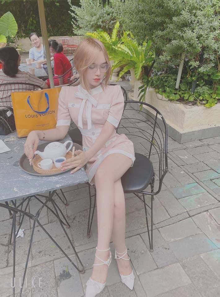 [Cập nhật 012] Lùn và ngực to: Giám sát ngực to của công ty E75 so sánh gái điếm với cực khoái và xuất tinh vào âm đạo, la hét