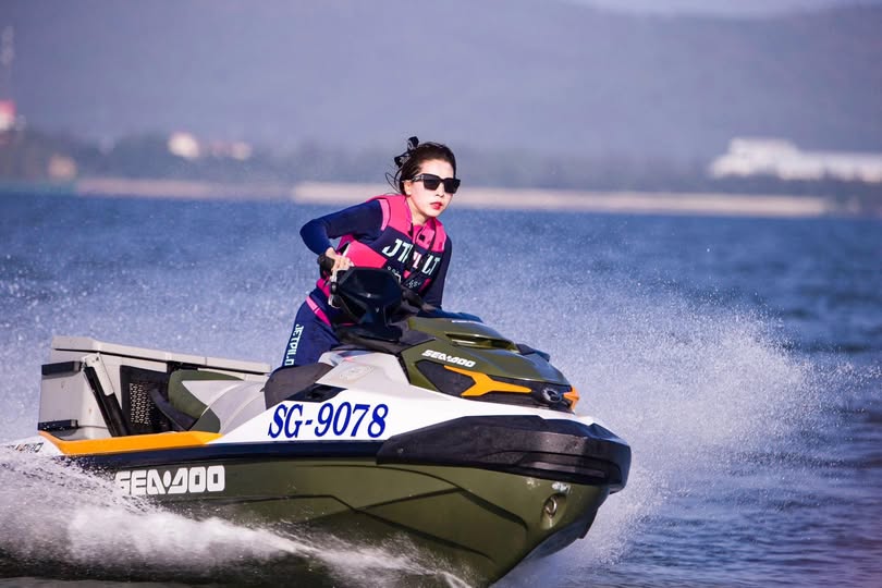 Cách bán Cậu bé độc đáo của em nhân viên sale đồ lót moe amatsuka